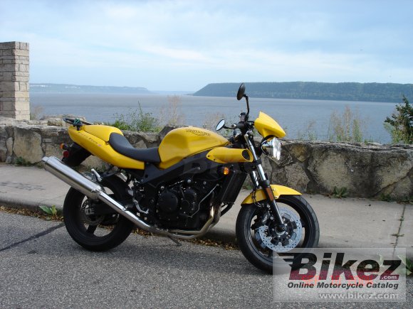 2004 Triumph Speed Four photo